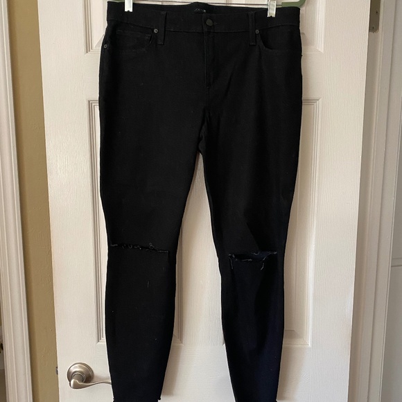 Joe’s Jeans Dion Distressed Raw Hem Skinny Jeans in Black - Size 32 - Picture 2 of 5